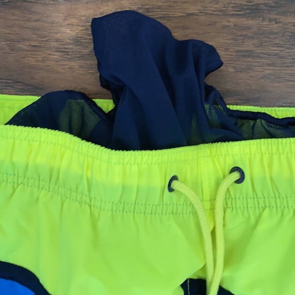 NWT!!  Speedo men’s size small swimming trunks - Picture 5 of 5